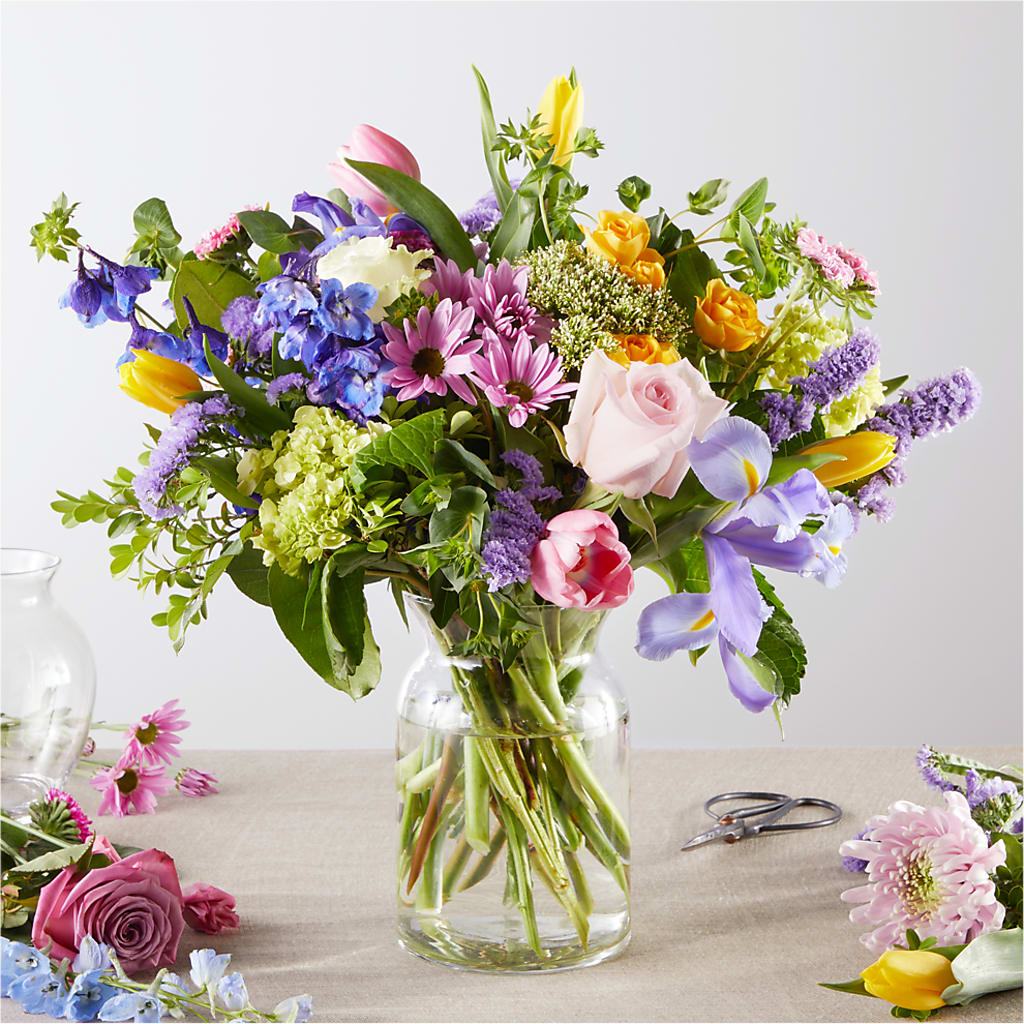 Pastel Tradition - A Florist Original – Poplar Flower Shop, Terre Haute IN