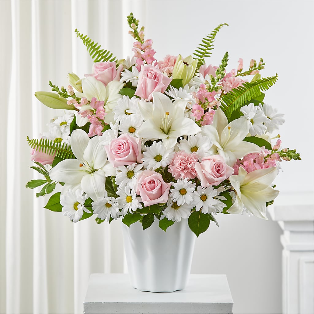 Soft Touch Tabletop Basket – Poplar Flower Shop, Terre Haute IN
