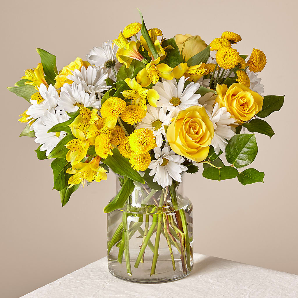 Sunny Sentiments Bouquet – Poplar Flower Shop, Terre Haute IN