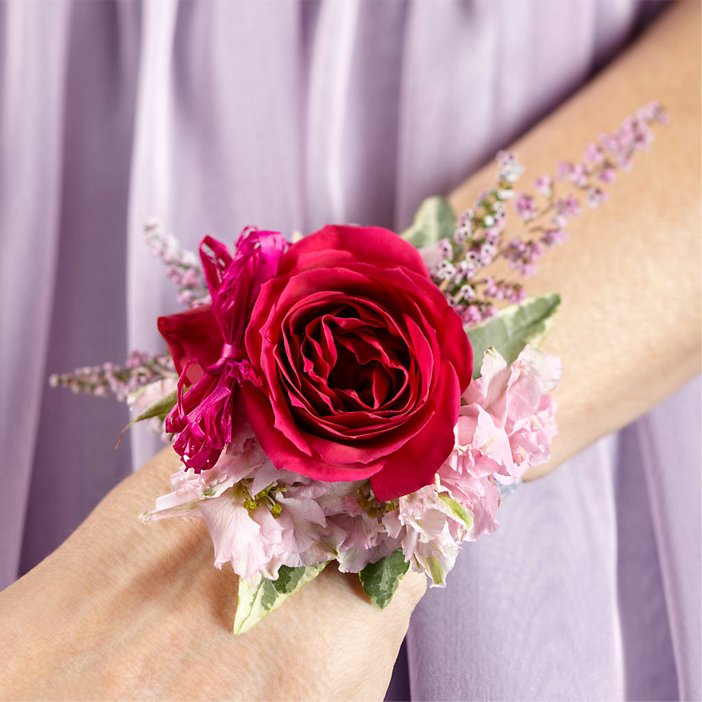 Rose Charm Corsage – Poplar Flower Shop, Terre Haute IN