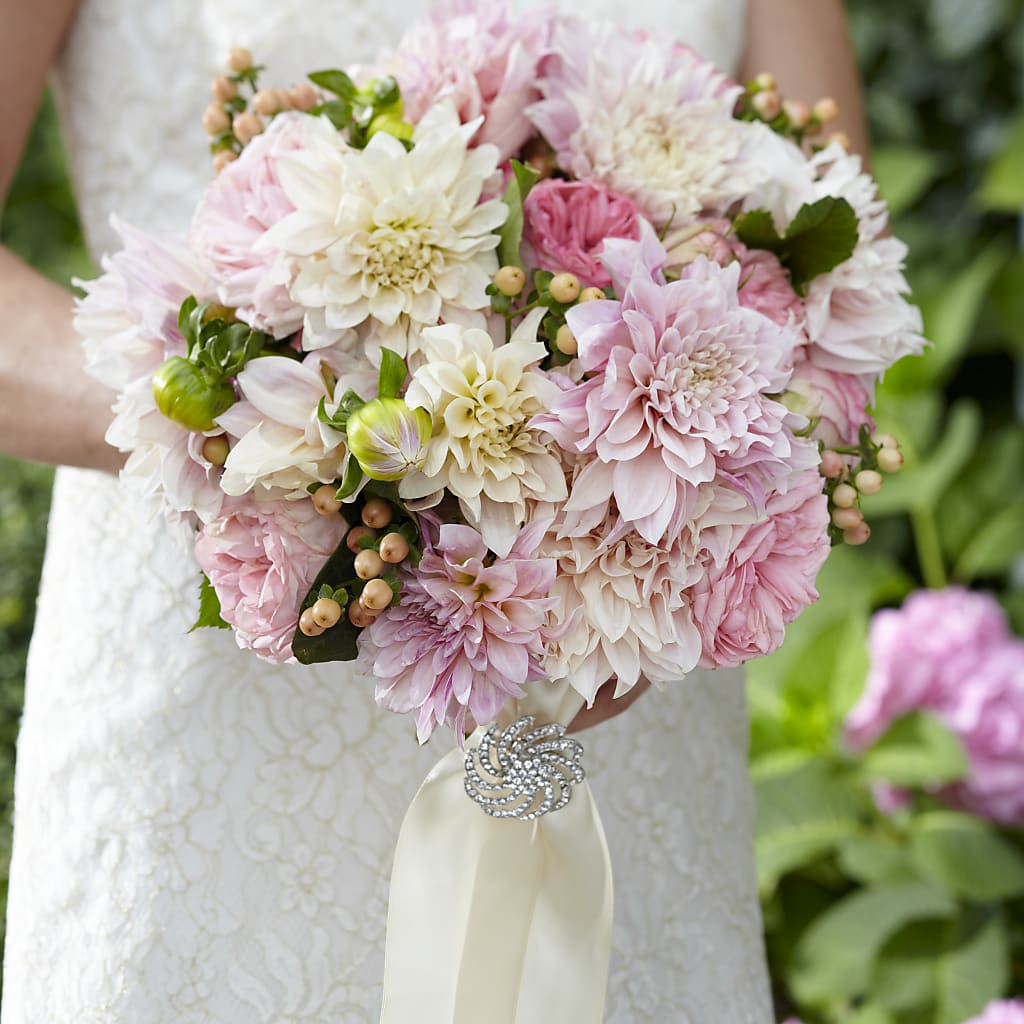 Heart's Promise Bouquet – Poplar Flower Shop, Terre Haute IN
