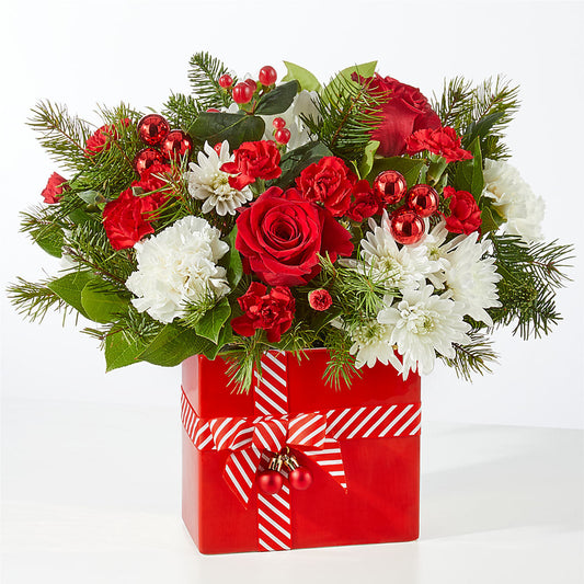 Presents Under the Tree Bouquet –  Poplar Flower Shop, Terre Haute IN