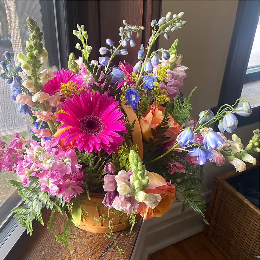 Garden of Life Basket –  Poplar Flower Shop, Terre Haute IN